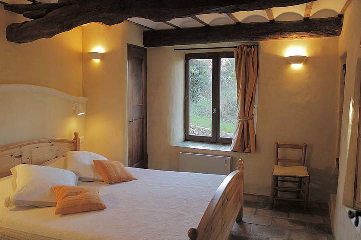 Gîte pour 4 personnes, avec jacuzzi ainsi que piscine et jardin à Varages - 2