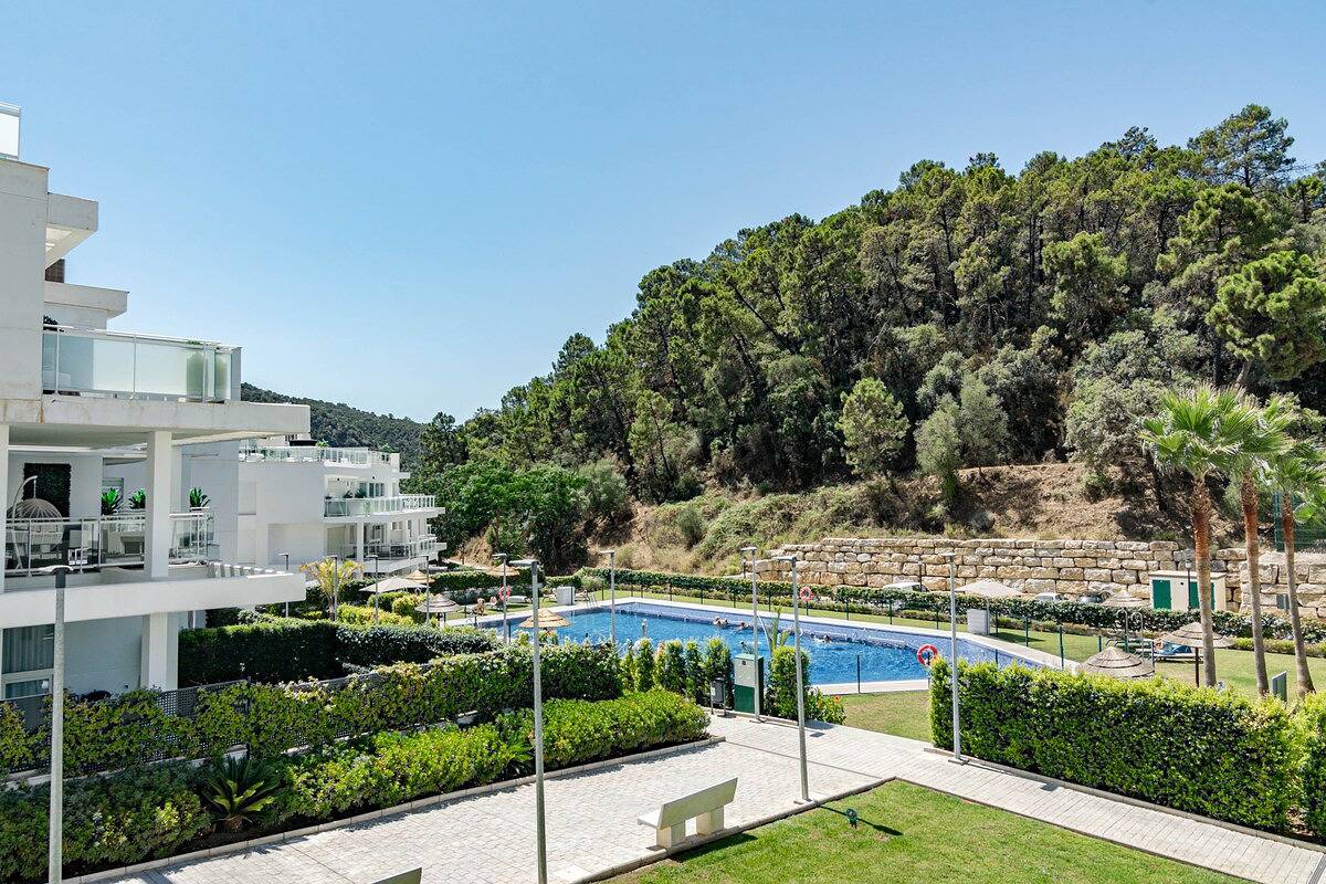 Ganze Wohnung, Ri.B2A- Relaxed & modern flat in Benahavis in Val de Guadalmina, Benahavís