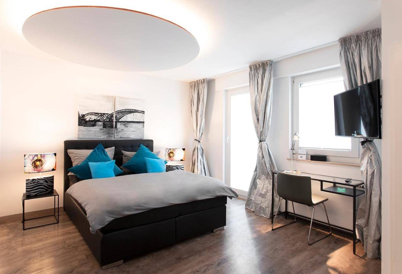 Ganze Ferienwohnung, Deluxe Single Room in Nippes (Köln), Köln