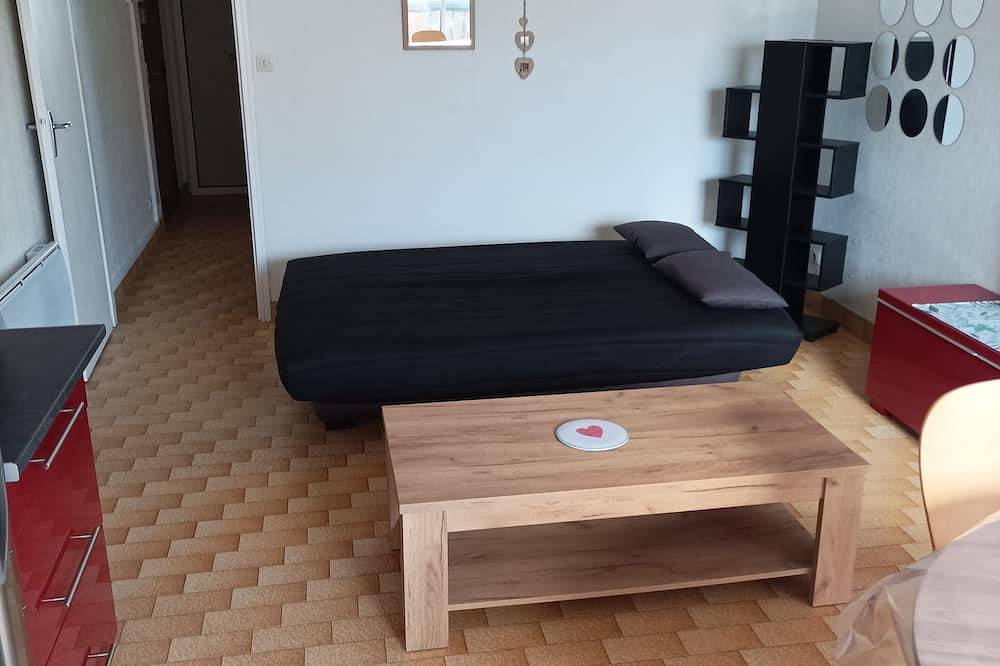 Appartement entier, Lara 5 - Grand T2 calme Chambre parentale Parking privatif près plage in Cap d'Agde, Agde