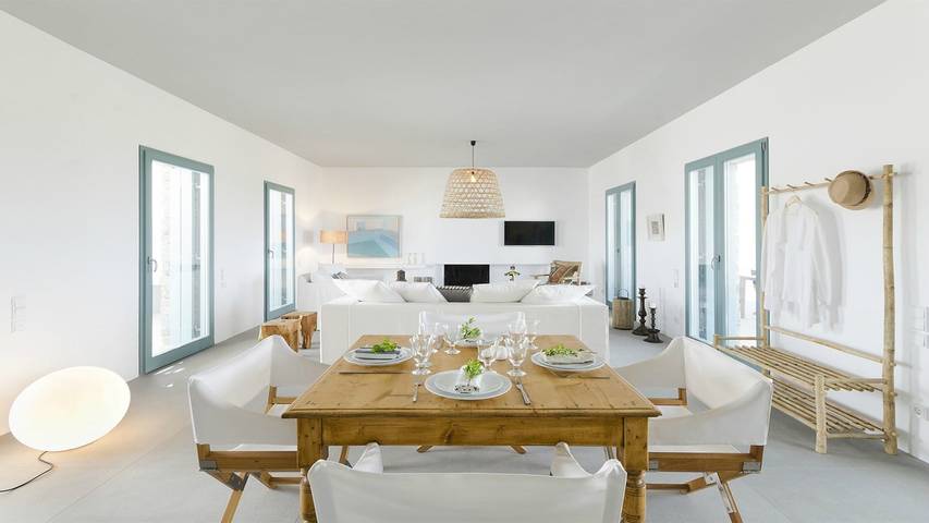 Location de vacances pour 10 personnes, avec jardin ainsi que vue sur l’océan et terrasse dans Náoussa