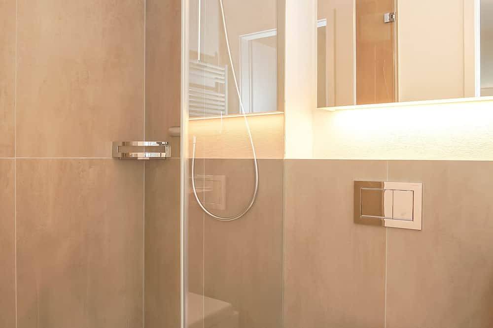 Ganze Wohnung, Stylish apartment with free Baselcard in Basel, Aargau-Basel