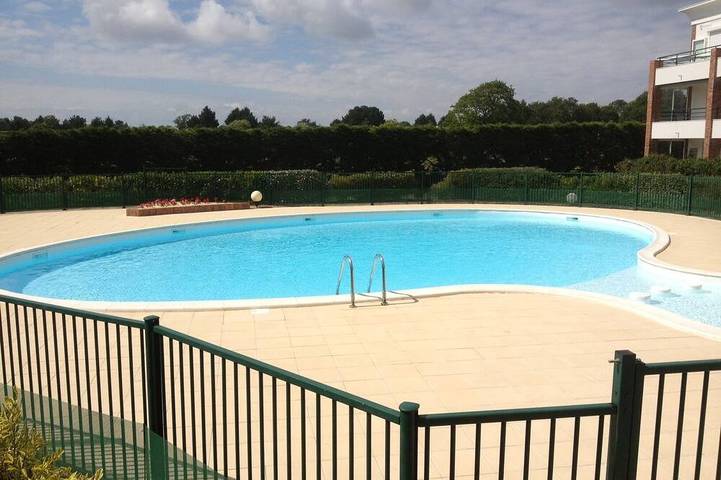 Location de vacances pour 4 personnes, avec jardin ainsi que piscine et terrasse dans Golf de Pornic - 4