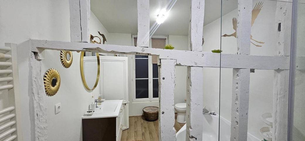 Location de vacances pour 2 personnes, avec Terrasse ainsi que Jardin et Vue dans Larzicourt - 2