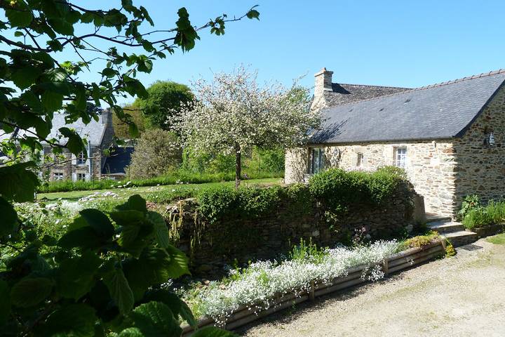 Gîte pour 2 personnes, avec terrasse et jardin en Cotes-d'Armor - 3