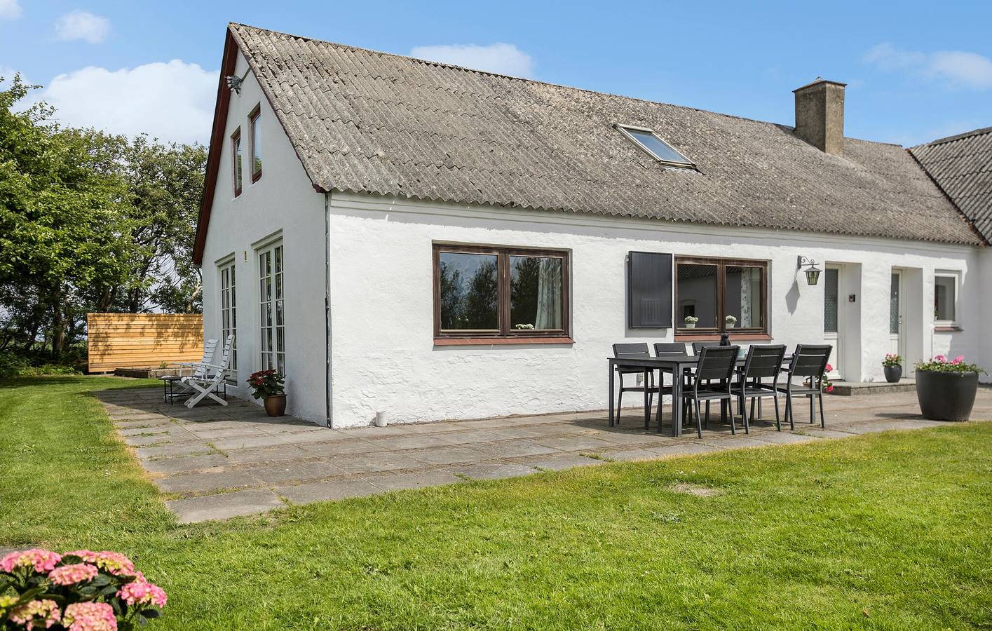 Holiday home for 8 people with garden in Limfjord in Nordjütland
