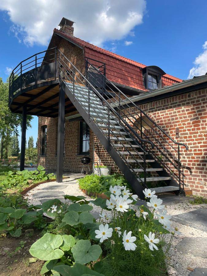 Gîte pour 4 personnes, avec jardin et vue, adapté aux familles dans Estaires (Dünkirchen)