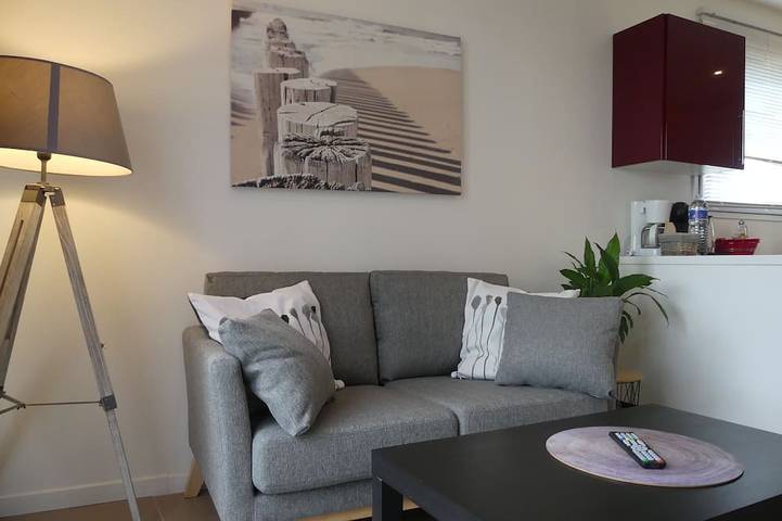 Gîte pour 2 personnes, avec Jacuzzi ainsi que Terrasse et Jardin à Saint-Évarzec