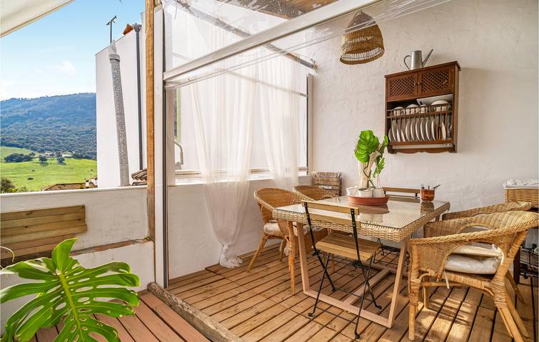 Ver Apartamento con Terraza en El Colmenar in El Colmenar, Cortes de la Frontera