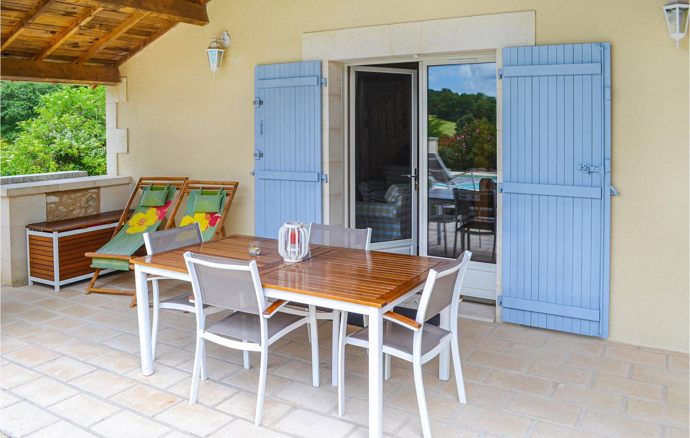 Amplio apartamento con WiFi, piscina y aparcamiento en Brantôme in Brantôme en Périgord, Périgord Vert