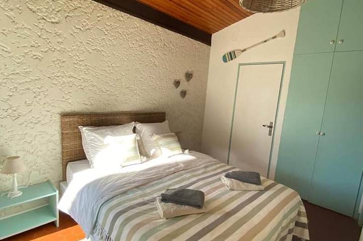 Villa tout confort avec grand jardin clos de 1800 m2 et cabanon en annexe in Lacanau Ocean, Lacanau