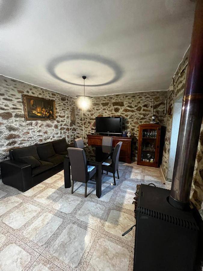 Location de vacances pour 6 personnes, avec vue ainsi que vue sur le lac et jardin dans Vila Pouca de Aguiar - 4