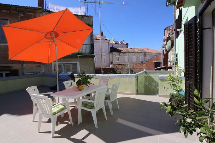 Ferienwohnung für 6 Personen, mit Balkon in Porec und Umgebung - 2