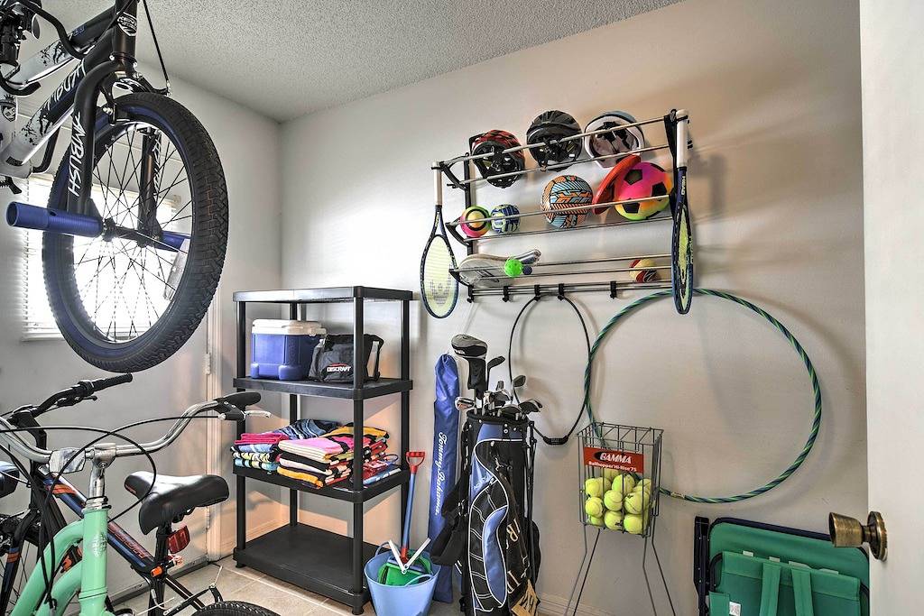 Largo Townhome - 10 Minuten nach Indian Rocks Beach! in Largo, Pinellas County