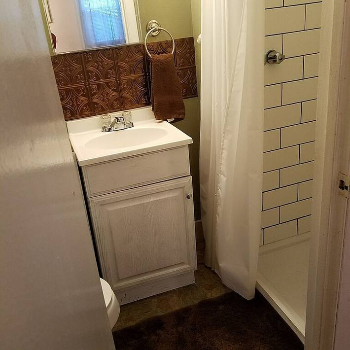 Vacation rental for 2 people, with terrace and yard in Lake Winnipesaukee