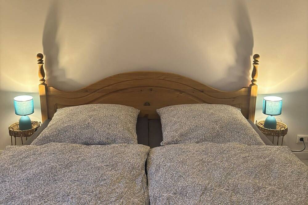 Ganze Wohnung, Gemütliche 60qm große Ferienwohnung mit eigenem Eingang am Speldorfer Wald in Linksruhr, Mülheim an der Ruhr