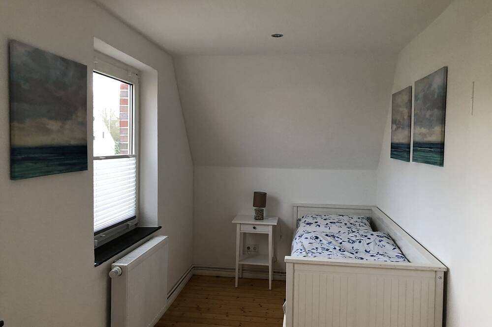Ferienhaus im Zentrum Jevers – Im Haus Auszeit, außer Haus friesisch-herb in Jever, Metropolregion Bremen-Oldenburg