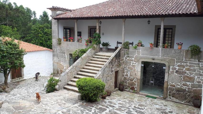 Gîte pour 2 personnes, avec Balcon et Terrasse ainsi que Jardin et Vue dans Barroselas