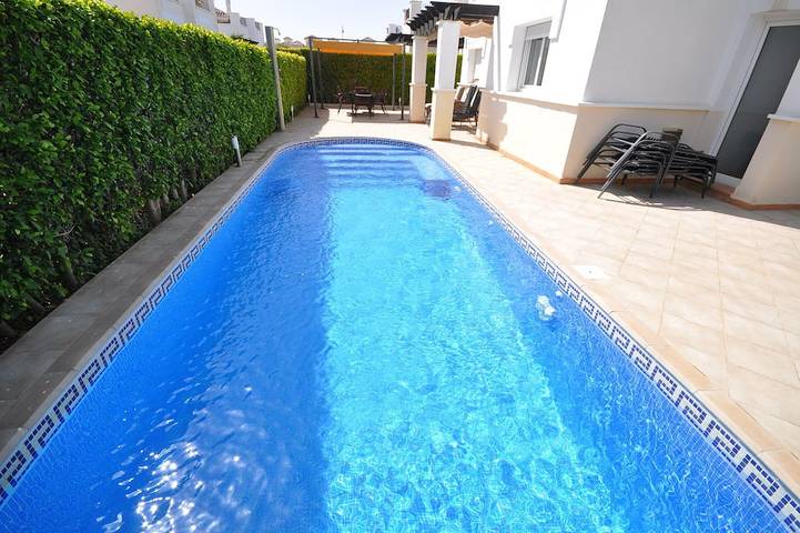 Bungalow für 7 Personen, mit Whirlpool und Garten sowie Terrasse an der Costa Cálida