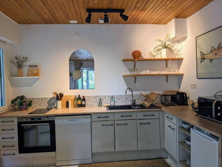 Gîte pour 4 personnes, avec terrasse, animaux acceptés dans Plage Naturistes - 2