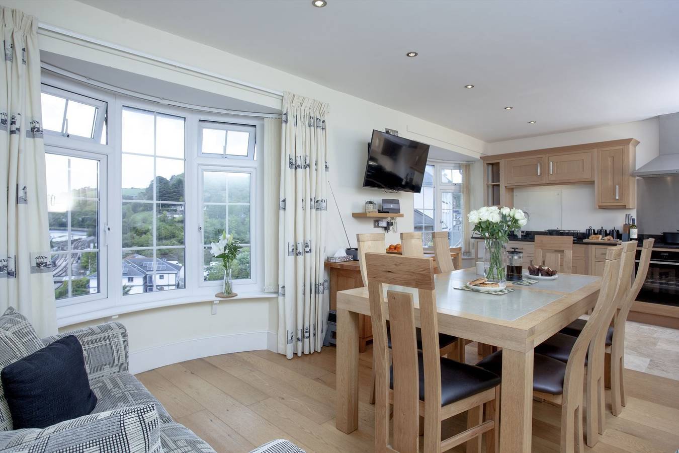 Entire holiday apartment, Waterview House in Kingswear, Devon