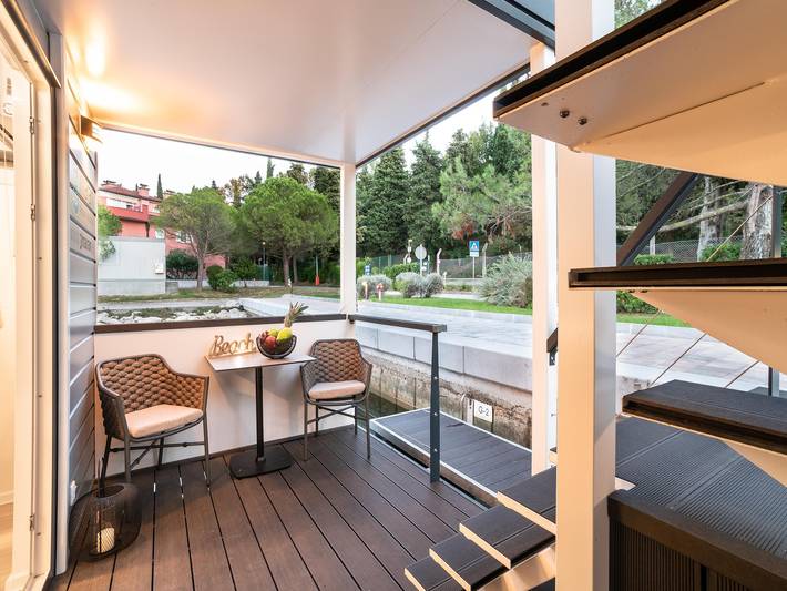 Ferienhaus für 6 Personen, mit Balkon und Terrasse sowie Whirlpool und Pool in Slowenien