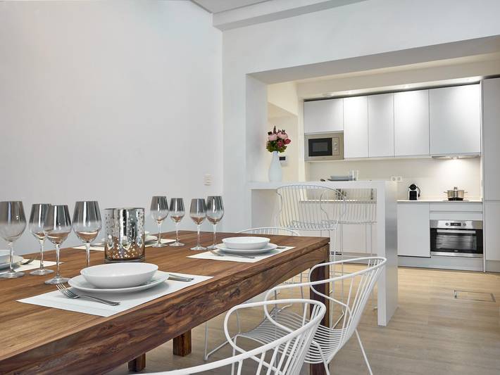 Apartamento vacacional entero, Palacio Jardines De Murillo Deluxe Apartments B.3 in Casco Antiguo, Sevilla