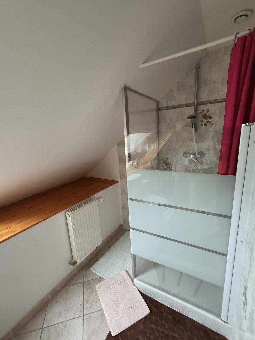 Les chambres d'Alice - Chambre 2 in Beauvoir, Baie du Mont-Saint-Michel
