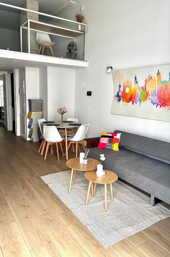 Apartamento para 4 personas, con jardín en Pamplona