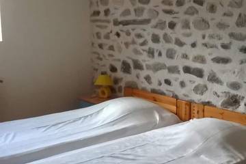 Maison De Campagne pour 11 Personnes dans Aste-Béon, Pyrénées, Photo 3