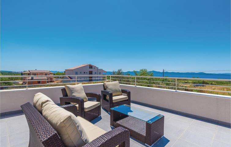 Ferienhaus für 6 Personen, mit Terrasse in Zadar (Kommun) - 4