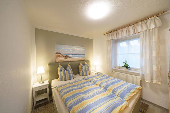 Vakantiepark voor 4 personen, met uitzicht op het meer en tuin, met huisdier aan de Waddenzee