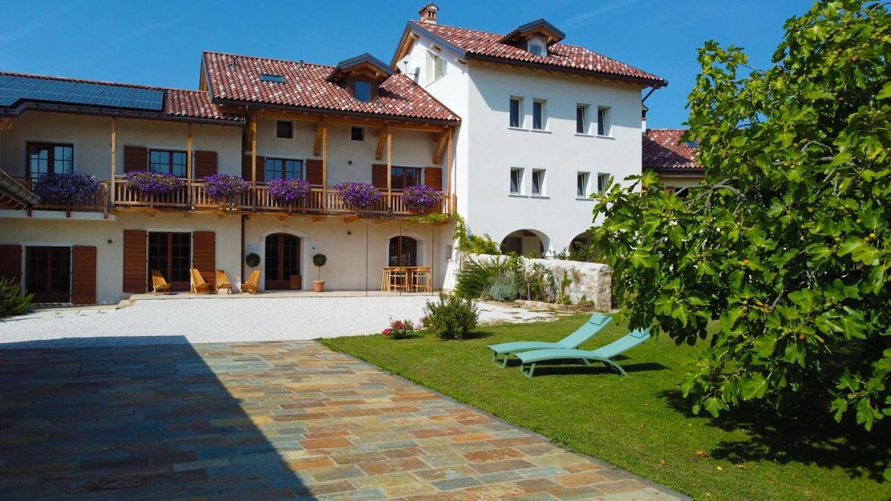 Suite with Balcony in Belluno, Schiaragruppe