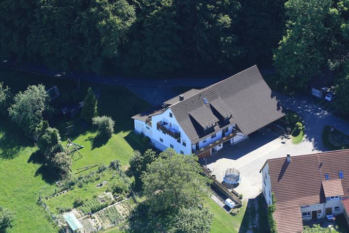 Ferienwohnung für 5 Personen, mit Balkon und Garten in Owingen - 4