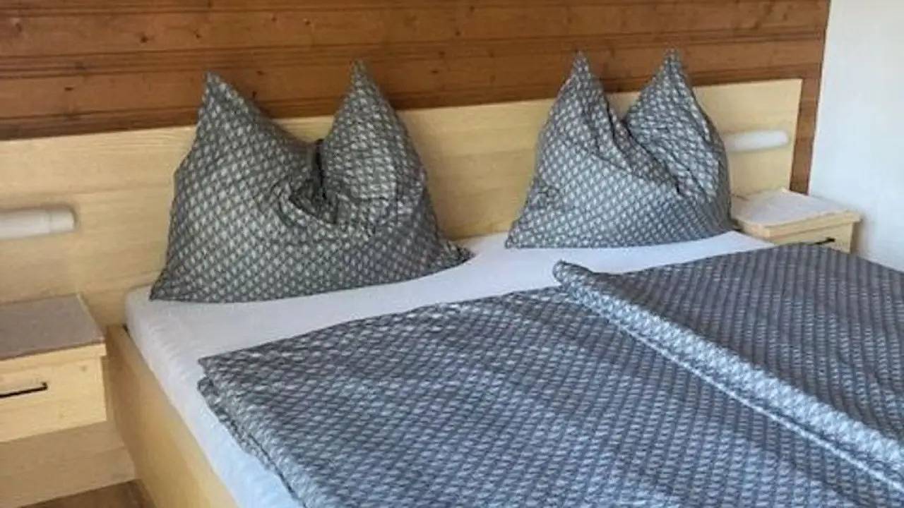 Doppelzimmer für 2 Personen (12 m²) in Strobl in Abersee, Strobl
