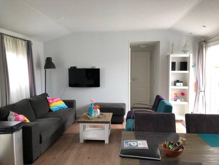 Chalet für 6 Personen, mit Terrasse und Garten in Serooskerke - 4