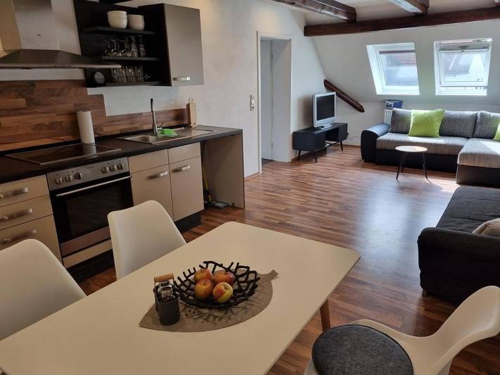 Ferienwohnung für 4 Personen, mit Ausblick und Balkon - 1