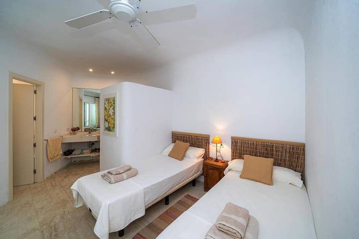 Villa für 9 Personen, mit Garten und Balkon, mit Haustier in Moraira - 4