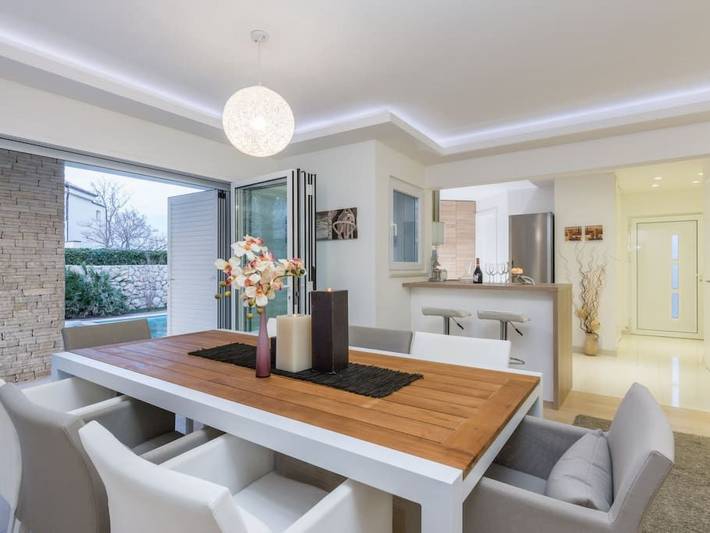 Location de vacances pour 9 personnes, avec piscine et jardin à Gajac - 3