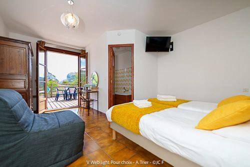 Hôtel pour 3 personnes, avec jardin et vue, animaux acceptés dans Gorges Du Verdon Rougon - 2