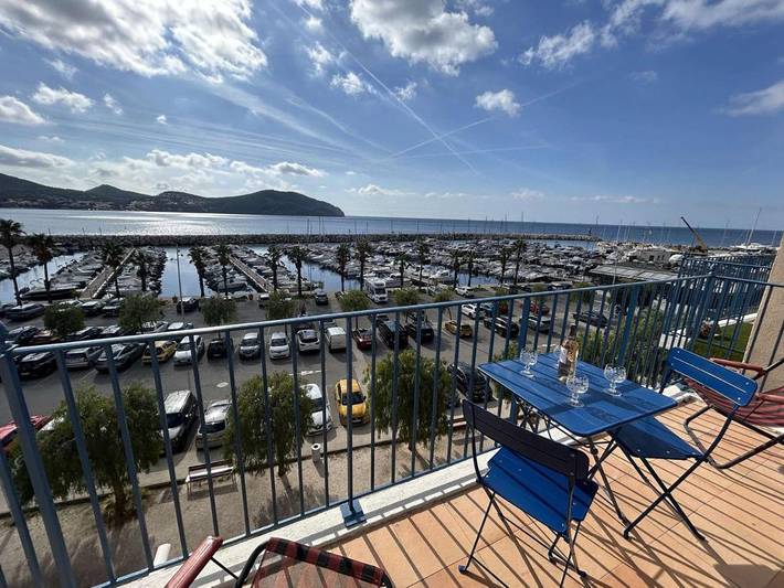 Gîte pour 6 personnes dans Port Des Lecques Saint Cyr Sur Mer