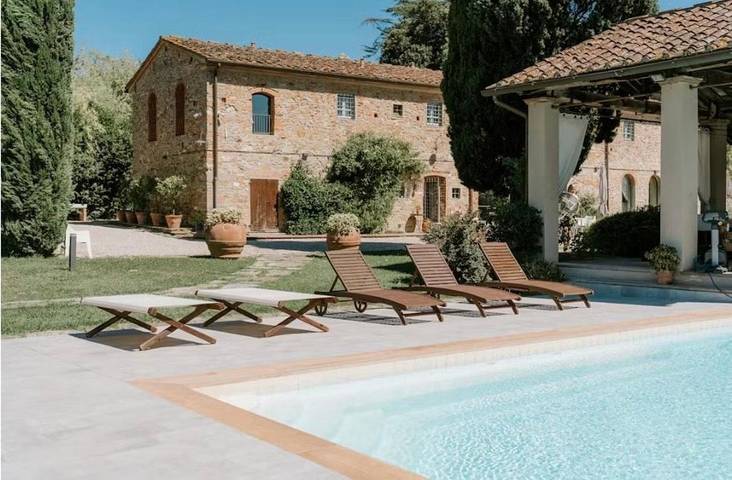 Villa per 13 persone, con Giardino e Piscina nonché Panorama a Carmignano