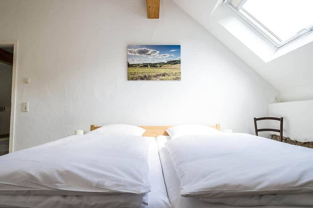 Apartment Goldberg - Hofgut Dösterhof - Holiday apartments in Wadern, Saar-Nahe-Bergland