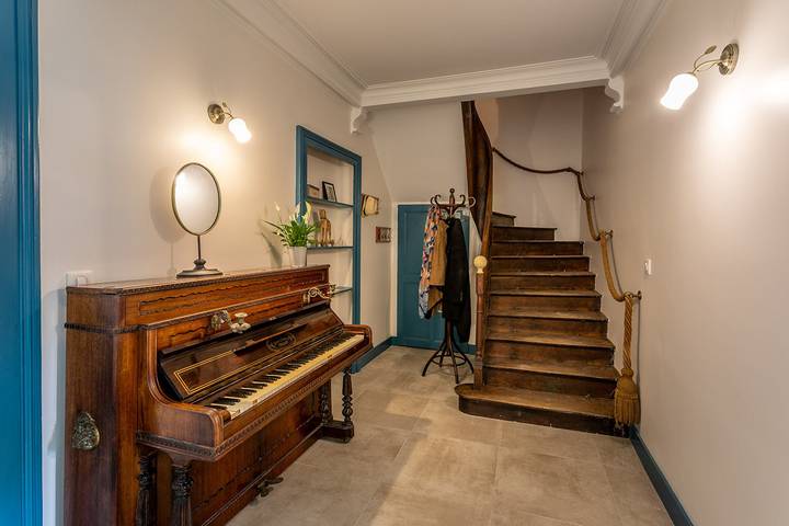 Gîte pour 12 personnes, avec terrasse, animaux acceptés