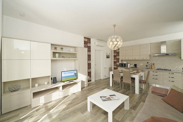 Appartamento intero, Casa Barbara in Manerba del Garda, Prealpi Gardesane