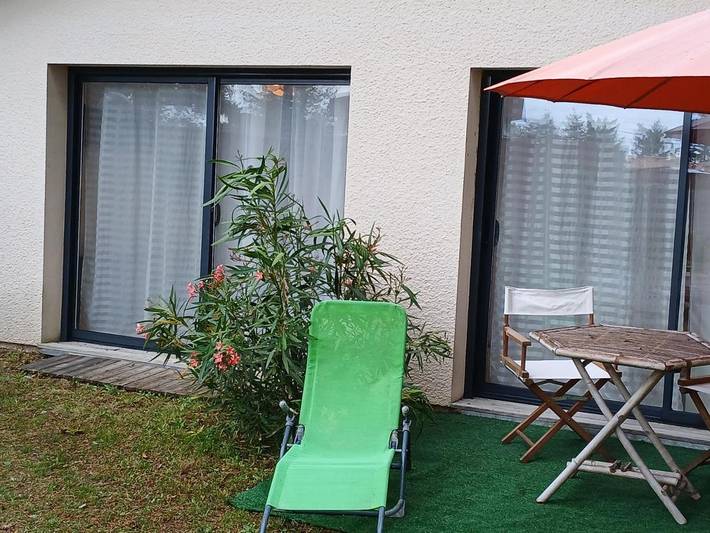 Location de vacances pour 4 personnes, avec Terrasse ainsi que Jardin et Vue à Saint-Denis-de-Pile - 4