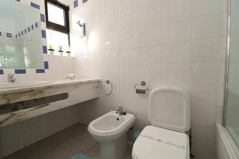 Appartamento intero, Studio Apartment with Swimming pool at São Rafael Beach - Albufeira in Albufeira, Distretto di Faro