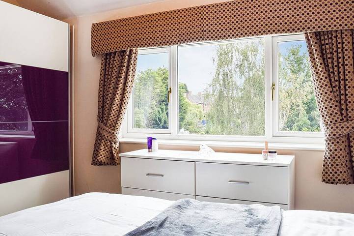 Alojamiento de 3 habitaciones en Sutton Coldfield in Birmingham, Birmingham y alrededores