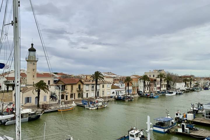 Gîte pour 4 personnes, avec terrasse dans Le Vieux Phare Du Grau Du Roi