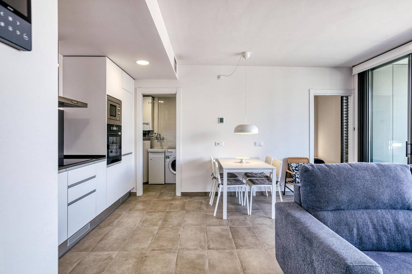 Apartamento entero, Apartamento Murtra con vistas al mar, piscina compartida y Wi-Fi; mascotas permitidas in Santa Margarida, Roses